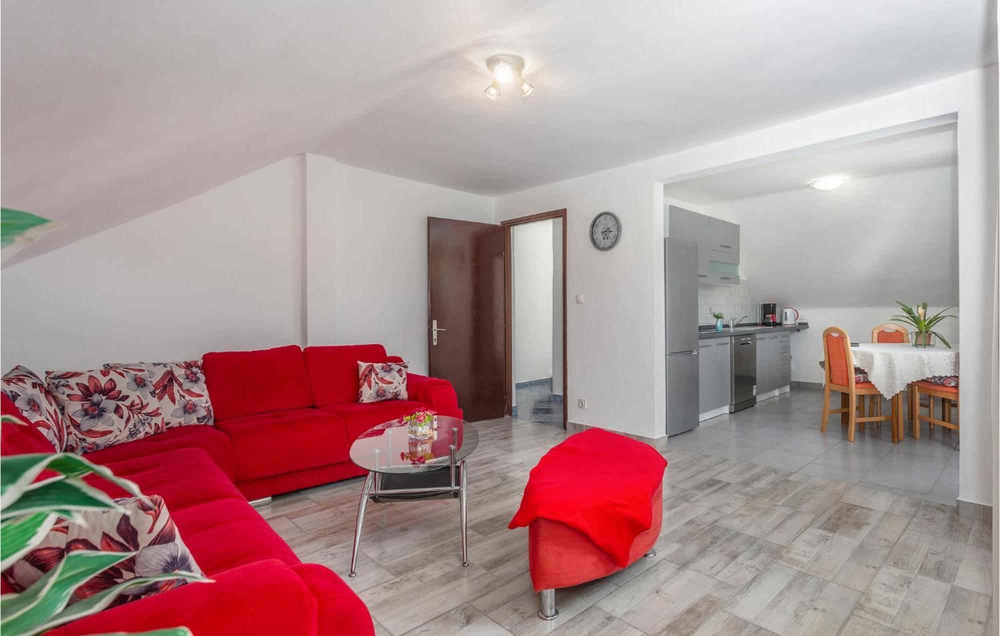 Nice Apartment In Krk With Wifi Risika Exteriör bild