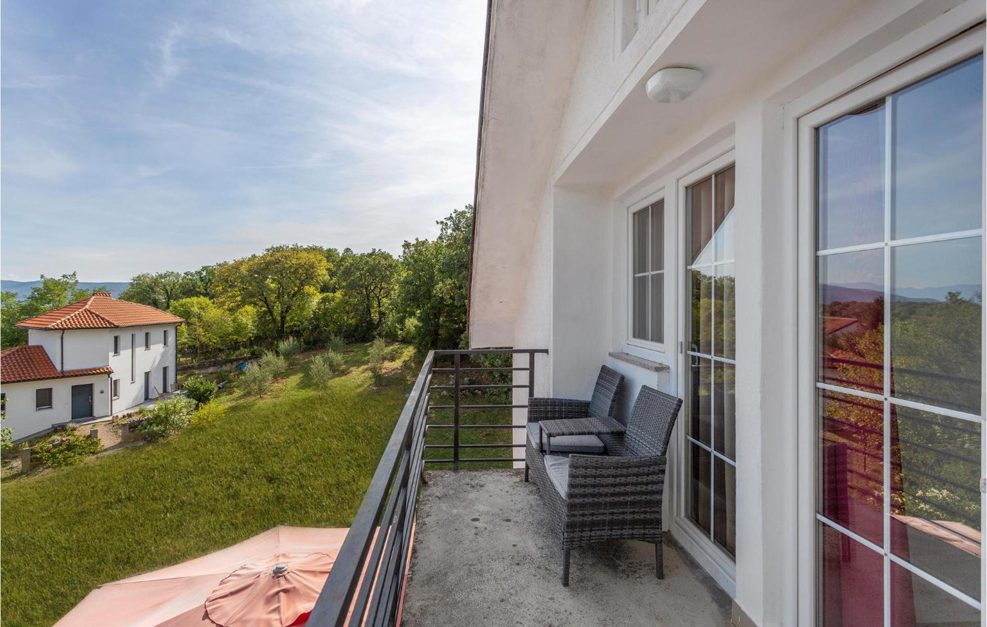 Nice Apartment In Krk With Wifi Risika Exteriör bild