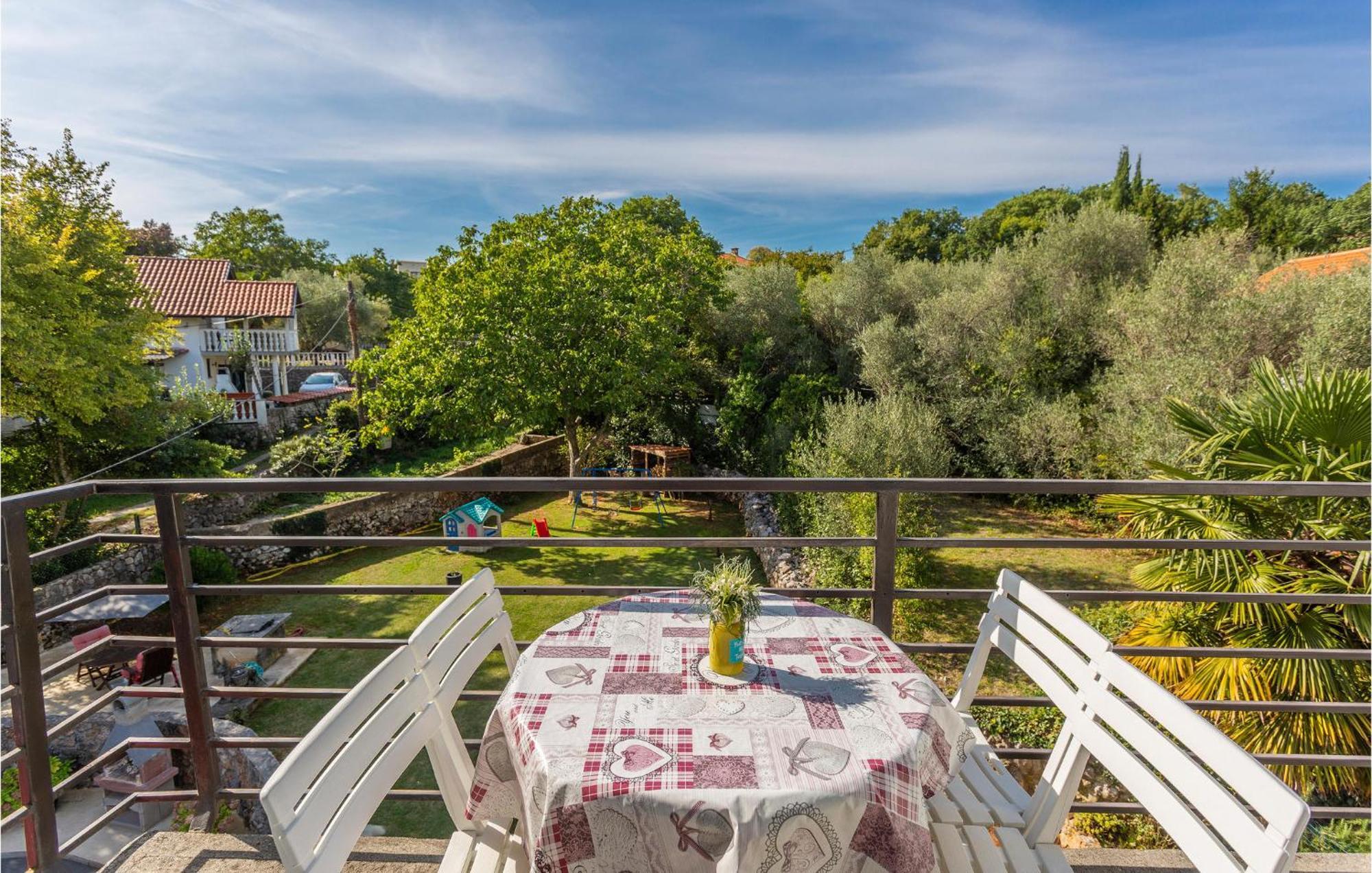 Nice Apartment In Krk With Wifi Risika Exteriör bild